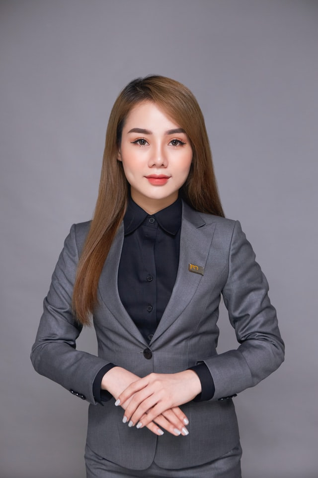 Trang phục đi phỏng vấn của nữ