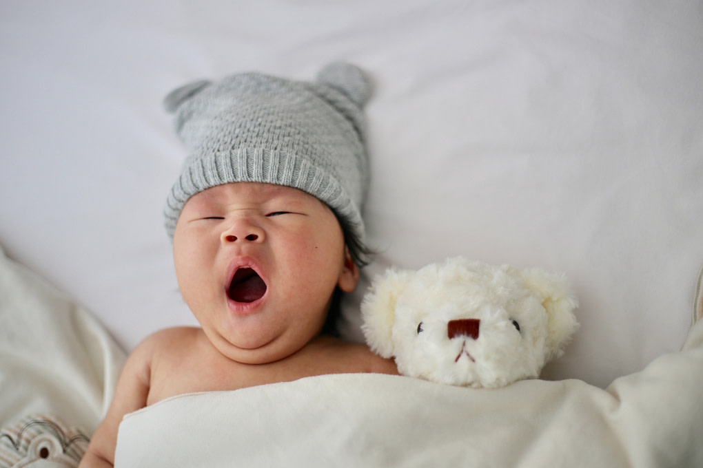 Để trẻ nghỉ nghơi giúp giảm sốt hiệu quả Để trẻ nghỉ nghơi giúp giảm sốt hiệu quả